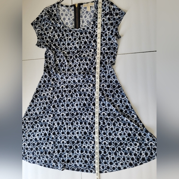 Michael Kors Navy Blue Polka Dot Sunburst Career Wear Office Short Sleeve Dress - Picture 3 of 9